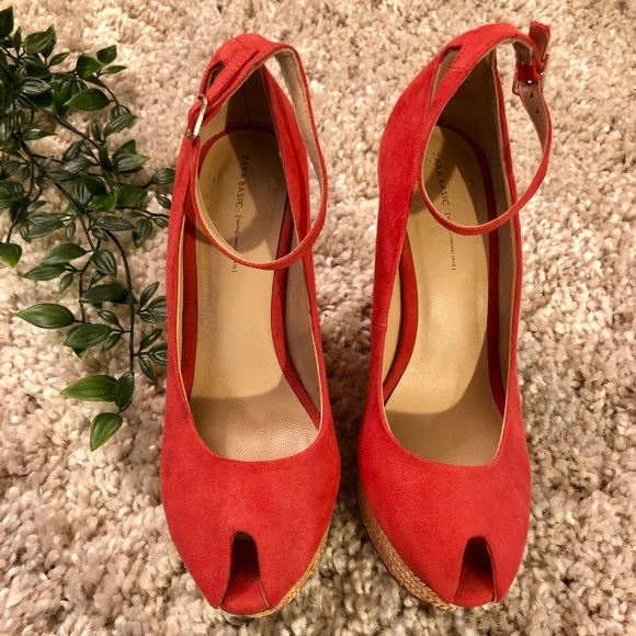 Suede coral ZARA wedge heel; peep toe - Picture 2 of 7